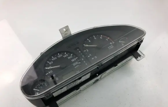 Mitsubishi Space Star Speedometer (instrument cluster) MR572513