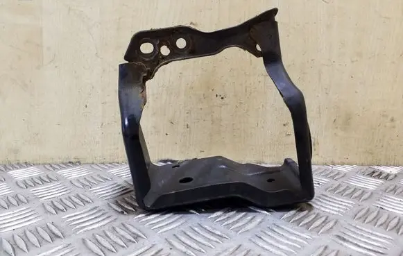 Nissan Qashqai Fuel filter bracket/mount holder 