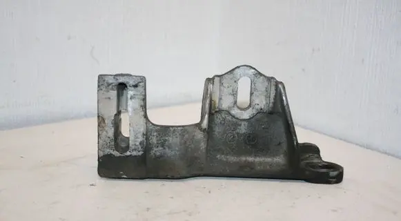 Ford Galaxy Engine mounting bracket 7M3199800A