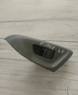 Peugeot 108 Quarter vent window switch 