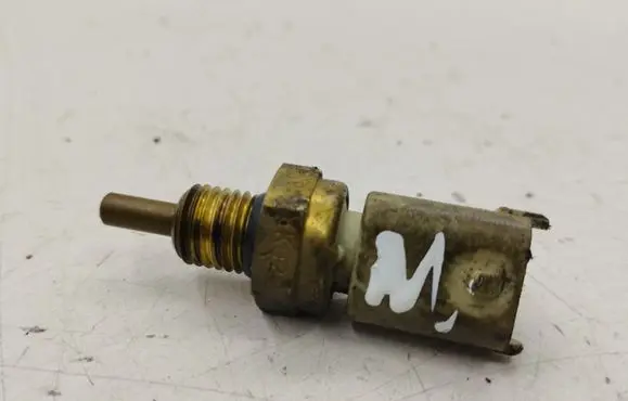 Opel Antara Coolant temperature sensor 8950 3K02
