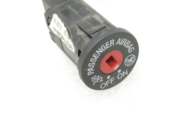 Ford Ranger Aerial antenna switch AB3914B268AA 1796337
