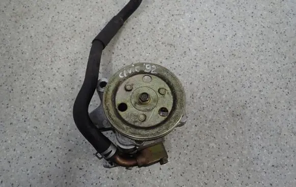 Honda Civic Power steering pump 