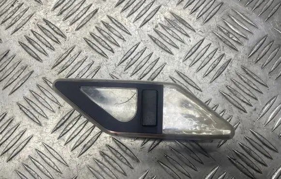 BMW 3 E46 Rear seat light 8375585
