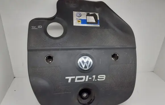 Volkswagen Golf IV Engine cover (trim) 6K0103925