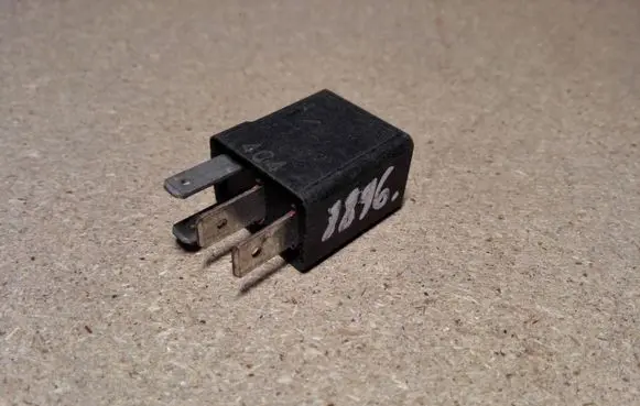 Opel Zafira A Other relay 24432680 70221