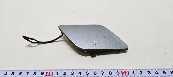Mercedes-Benz C W204 Front tow hook cap/cover A2048850426