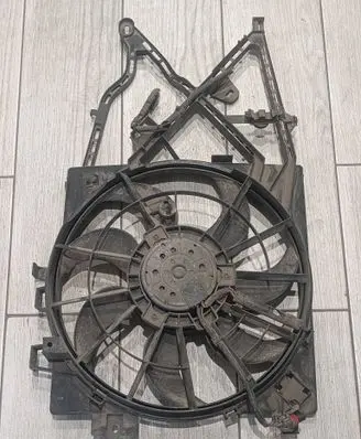 Opel Vectra B Electric radiator cooling fan 3135103247
