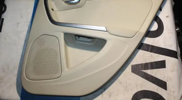 Volvo S60 Front door card panel trim 8635880