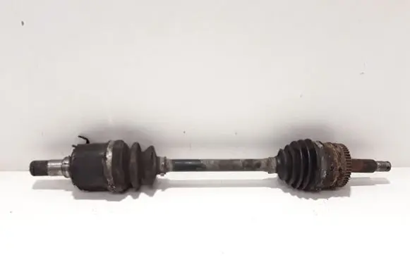 KIA Carens II Front driveshaft