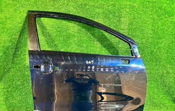 Suzuki SX4 S-Cross Front door