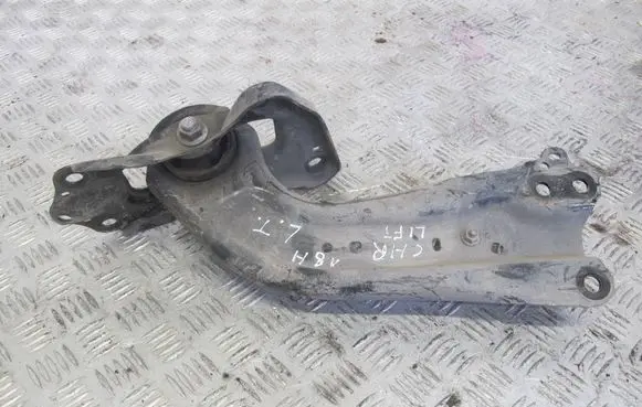 Toyota C-HR I Rear suspension control arm 