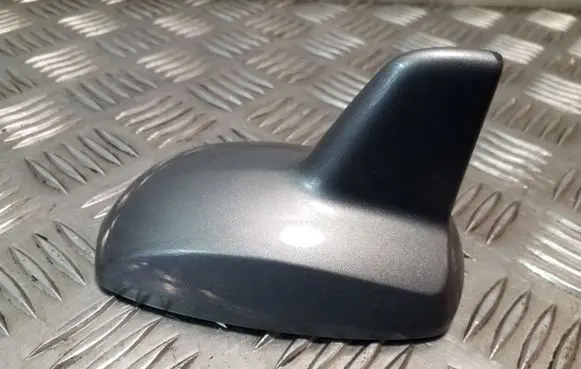 Mercedes-Benz E W212 Roof (GPS) antenna cover A2128270028