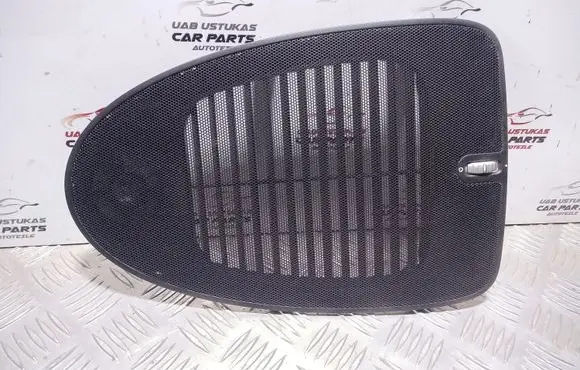 Porsche Cayenne (9PA) Dash center air vent grill 7L5858189