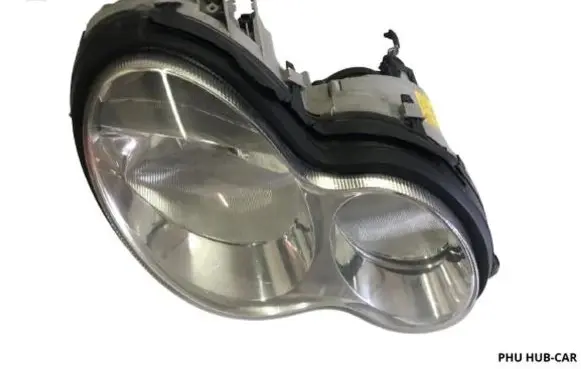 Mercedes-Benz C W203 Headlight/headlamp