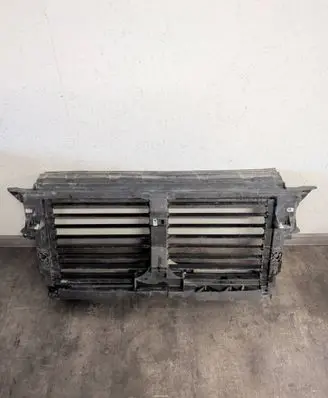 Ford Ranger IV Radiator cooling fan shroud MB3B8475BF MB3B8473BE