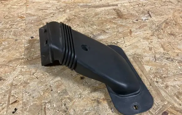 Volvo V50 Air intake duct part 30741749