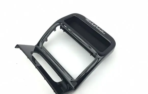 Maserati Quattroporte Center console decorative trim 67567000