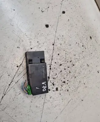 Volvo V70 Other control units/modules 9496959 01W404 12411847
