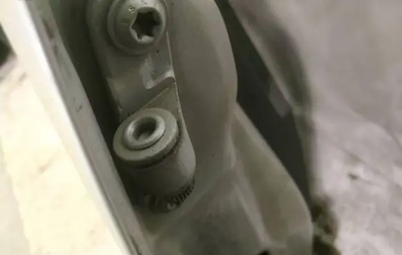 Mitsubishi Colt Front door upper hinge