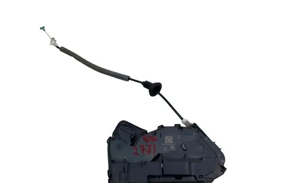 Skoda Superb B8 (3V) Rear door lock 5TA839016E