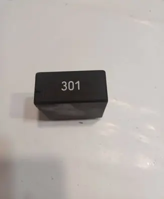 Audi A8 S8 D2 4D Other relay 4A0919471 5KG00656800 KLSSSC3