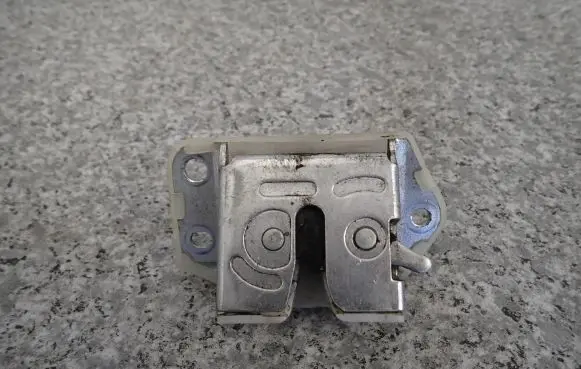 Suzuki Alto Tailgate/trunk/boot lock/catch/latch