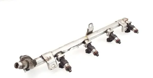 Skoda Octavia Mk3 (5E) Fuel main line pipe 04E133317F 04E129041F