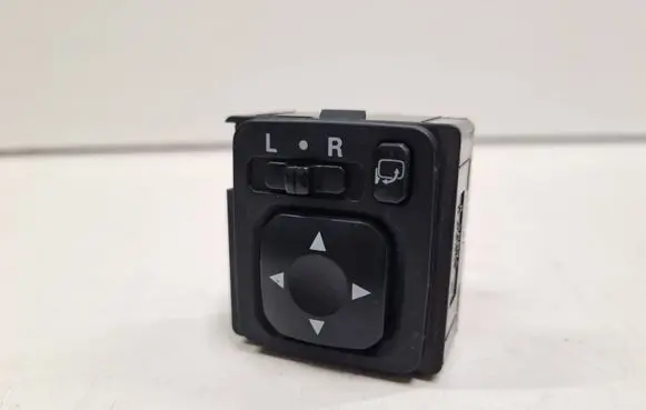 Mitsubishi Outlander Wing mirror switch R183569 183569