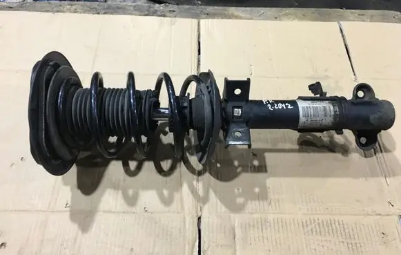 Mercedes-Benz E W212 Front shock absorber with coil spring A2123203913