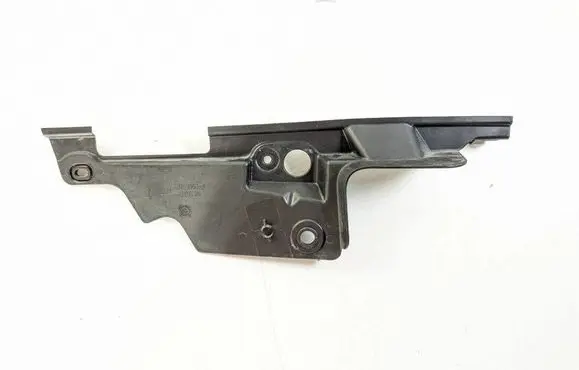 Chrysler Pacifica Engine bonnet/hood lock trim molding 68267000AA