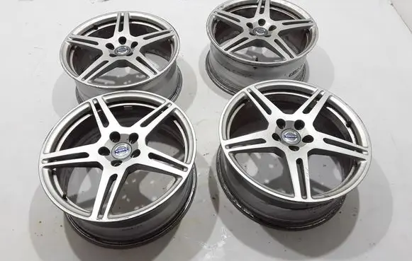 Volvo V60 R18 alloy rim 