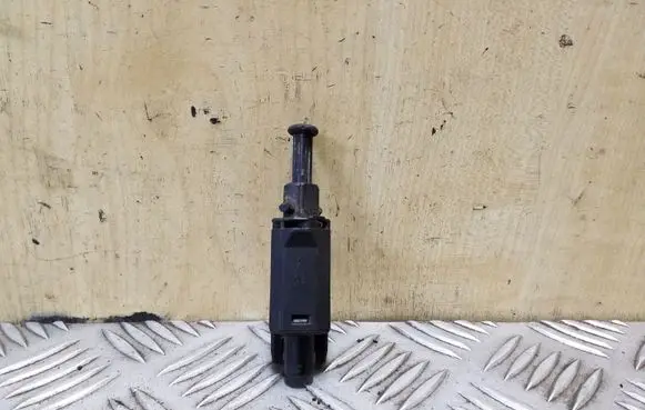 Volkswagen Transporter - Caravelle T4 Brake pedal sensor switch 191945515