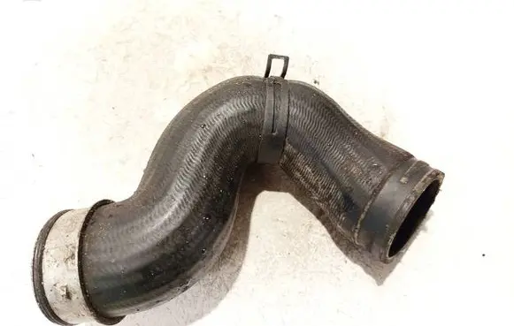 Volkswagen Golf V Intercooler hose/pipe