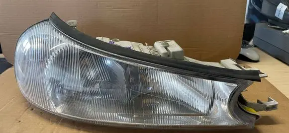 Ford Mondeo MK II Headlight/headlamp 0301098402 PM96BG13005DR
