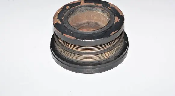 BMW 5 E39 Crankshaft pulley