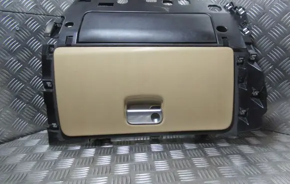 Porsche Macan (95B) Parcel shelf MOJAVEBEIGE