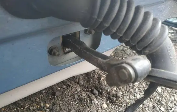 Volvo V50 Rear door check strap stopper