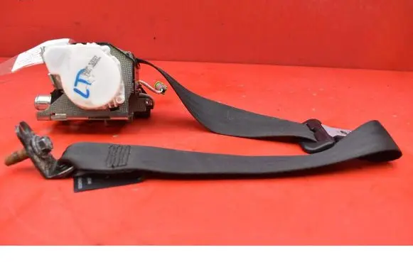 Volvo XC60 Front seatbelt 39801840