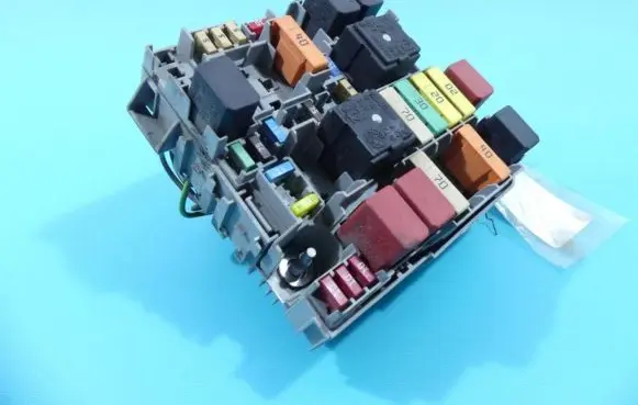 Fiat Grande Punto Fuse box set 13649758 IMPRK1332204