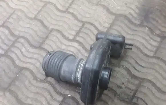 Nissan Murano Z50 Intake resonator 9Y504