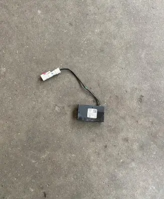 Porsche Macan (95B) Aerial antenna amplifier 95B907245A