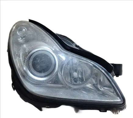 Mercedes-Benz CLS C219 Headlight/headlamp 73485702 5DF00870400 A0028206026