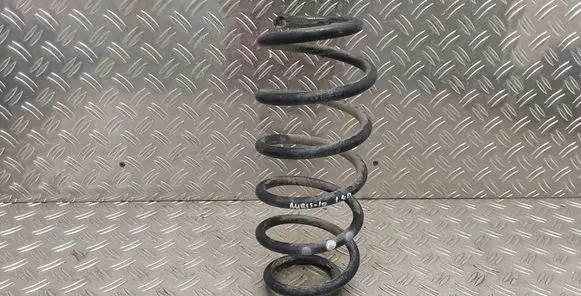 Toyota Auris 150 Rear coil spring