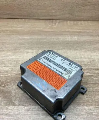 Mercedes-Benz E W211 Airbag control unit/module 2118702626 0285001880