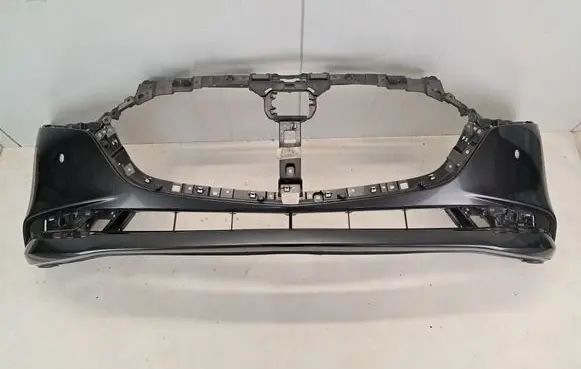 Mazda 3 Front bumper BCKA50031 Z2676