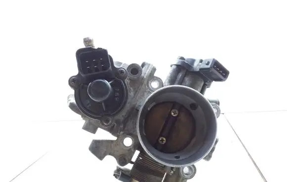 Volvo S40, V40 Throttle valve 028928