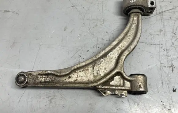 Opel Zafira C Front control arm 13461920 20151015