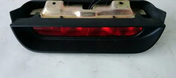 Mitsubishi Space Star Third/center stoplight