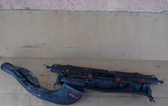 Opel Astra J Top upper radiator support slam panel